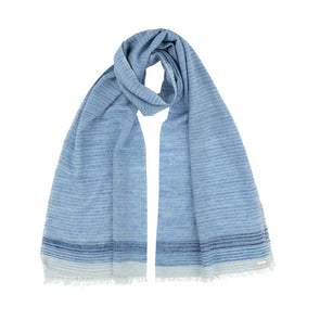 Neck loop of Cashmere and cotton fringed wrap from space-dyed yarn to create a tonal pattern